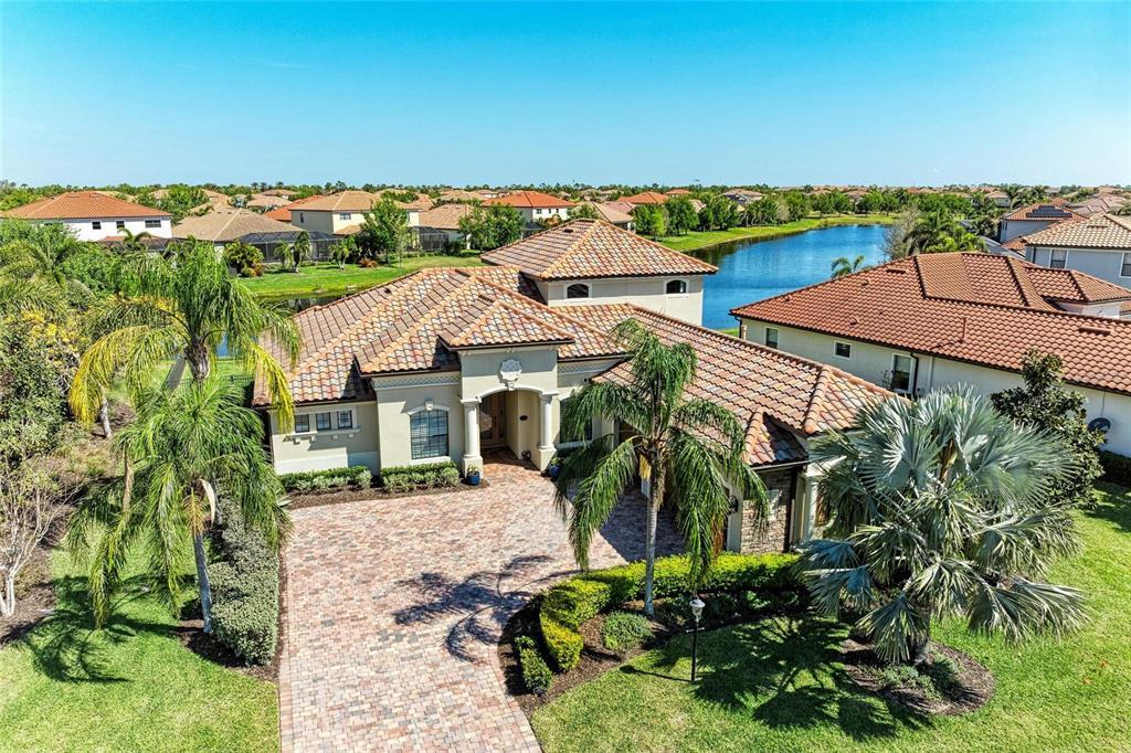 Picture of 13107 Bridgeport Crossing, Lakewood Ranch, FL 34211