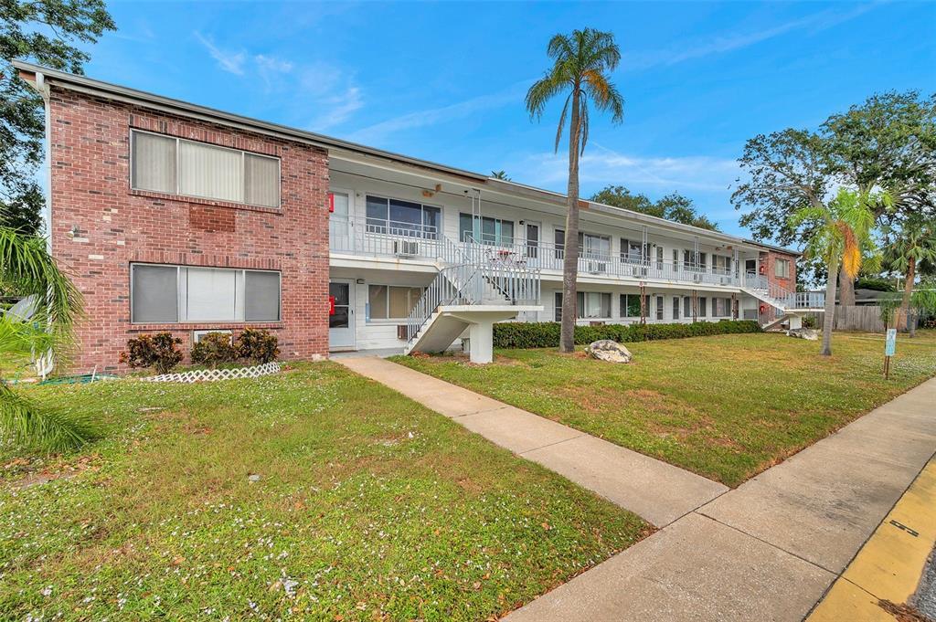 Picture of 2353 Shelley Street Unit 8, Clearwater, FL 33765