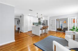 Picture of 138 17Th Avenue N, St Petersburg, FL 33704