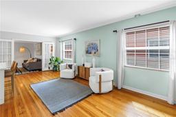 Picture of 138 17Th Avenue N, St Petersburg, FL 33704
