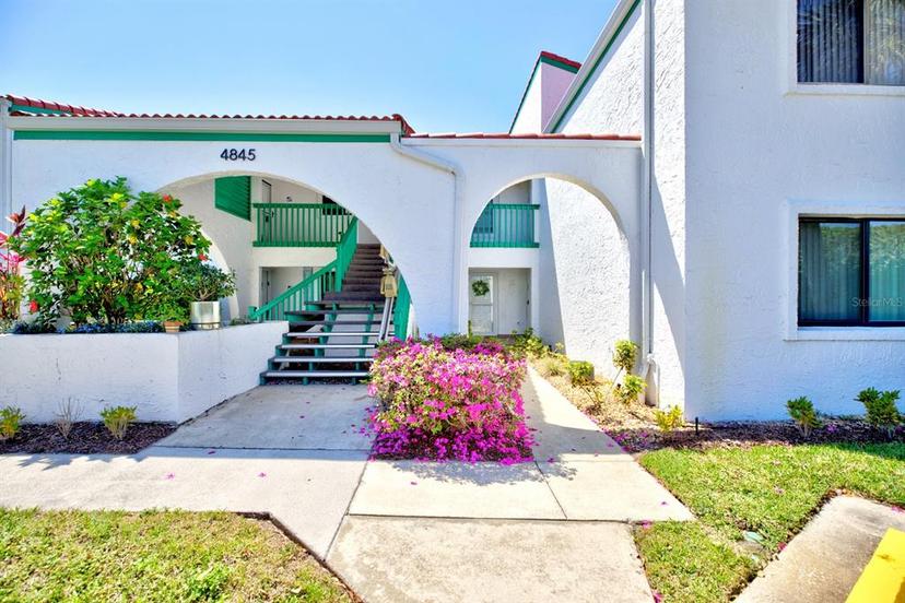 Picture of 4845 Casablanca Circle Unit F6, Sebring FL 33870