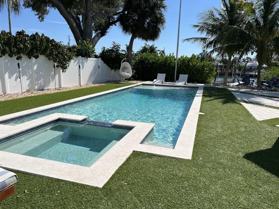 Picture of 7912 Causeway Boulevard S, St Petersburg, FL 33707
