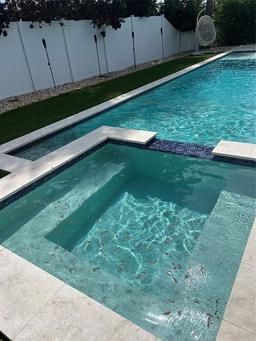 Picture of 7912 Causeway Boulevard S, St Petersburg, FL 33707