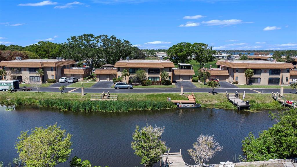 Picture of 10216 Seminole Island Drive, Largo, FL 33773