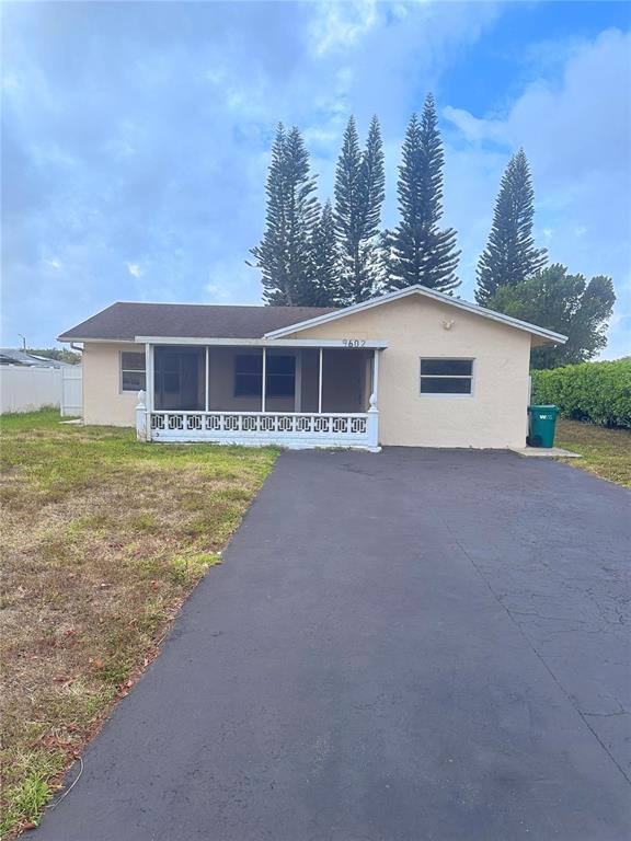 Picture of 9602 NW 80Th Place, Tamarac FL 33321