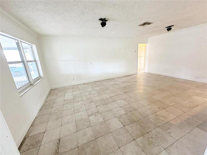 Picture of 9602 NW 80Th Place, Tamarac FL 33321