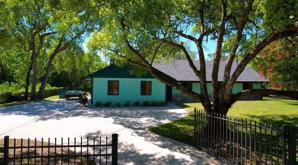 Picture of 11404 Lokanotosa Trail, Orlando, FL 32817