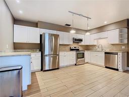 Picture of 1660 10Th Street Se, Winter Haven, FL 33880
