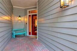 Picture of 2837 Bayshore Trails Drive, Tampa, FL 33611