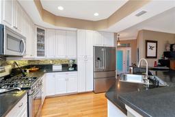 Picture of 2837 Bayshore Trails Drive, Tampa, FL 33611