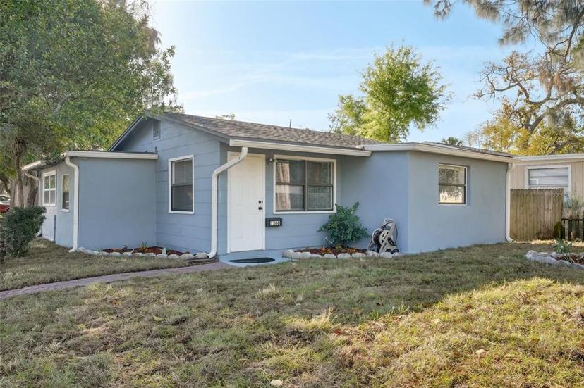 Picture of 1300 37Th Street S, St Petersburg FL 33711