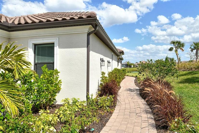 Picture of 3115 Duomo Court, Bradenton FL 34211