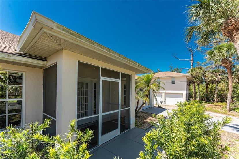 Picture of 941 Allen Avenue, Englewood FL 34223