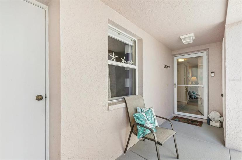Picture of 5647 Sheffield Greene Circle Unit 29, Sarasota FL 34235