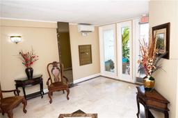 Picture of 1860 N Fort Harrison Avenue Unit 301, Clearwater, FL 33755