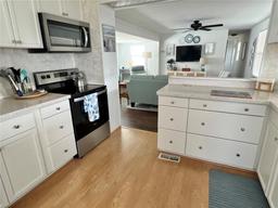 Picture of 614 Mount Key Avenue Ne Unit 631, St Petersburg, FL 33702