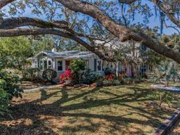 Picture of 223 Lime Circle S, Dunedin, FL 34698