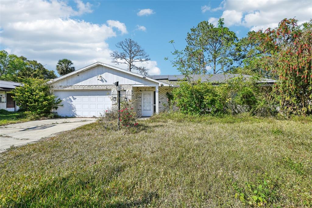 Picture of 1011 Pine Tree Drive, Eustis, FL 32726