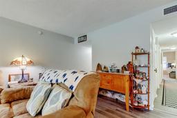 Picture of 225 Country Club Drive Unit 1104, Largo, FL 33771