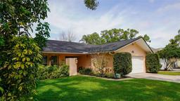 Picture of 1876 Oak Forest Drive E, Clearwater, FL 33759
