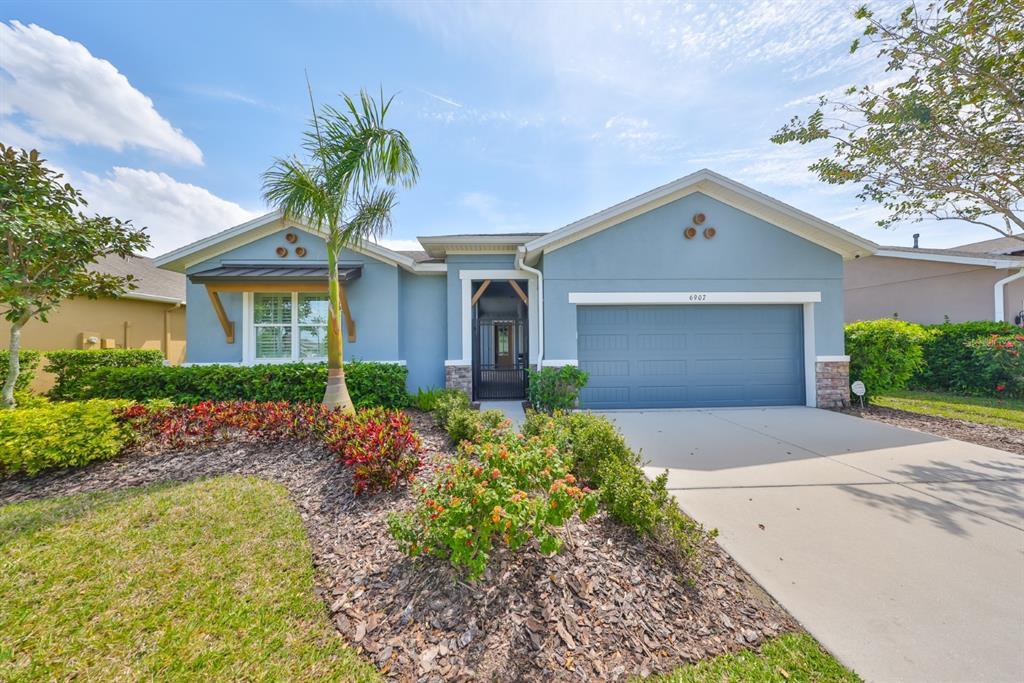 Picture of 6907 Crestpoint Drive, Apollo Beach, FL 33572