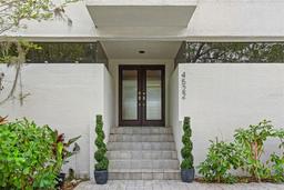 Picture of 4522 W North B Street, Tampa, FL 33609