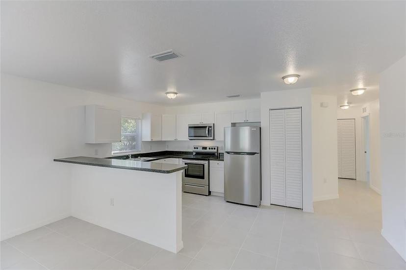 Picture of 838 31St Avenue E, Bradenton FL 34208