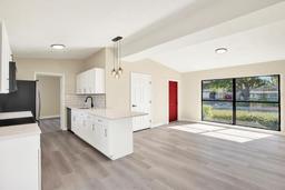 Picture of 4379 Porpoise Drive Se, St Petersburg, FL 33705