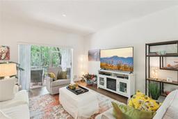 Picture of 18187 Paradise Point Drive, Tampa, FL 33647