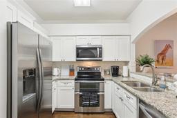 Picture of 18187 Paradise Point Drive, Tampa, FL 33647