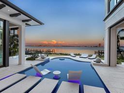 Picture of 424 Bowdoin Circle, Sarasota, FL 34236