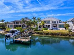 Picture of 424 Bowdoin Circle, Sarasota, FL 34236