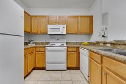Picture of 5550 E Michigan Street Unit 3325, Orlando, FL 32822