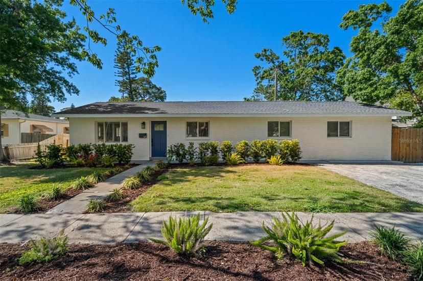 Picture of 347 Patica Road Ne, St Petersburg FL 33702