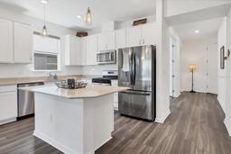 Picture of 10519 Spring Tide Way, Parrish, FL 34219