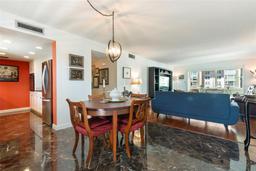 Picture of 620 Edgewater Drive Unit 501, Dunedin, FL 34698
