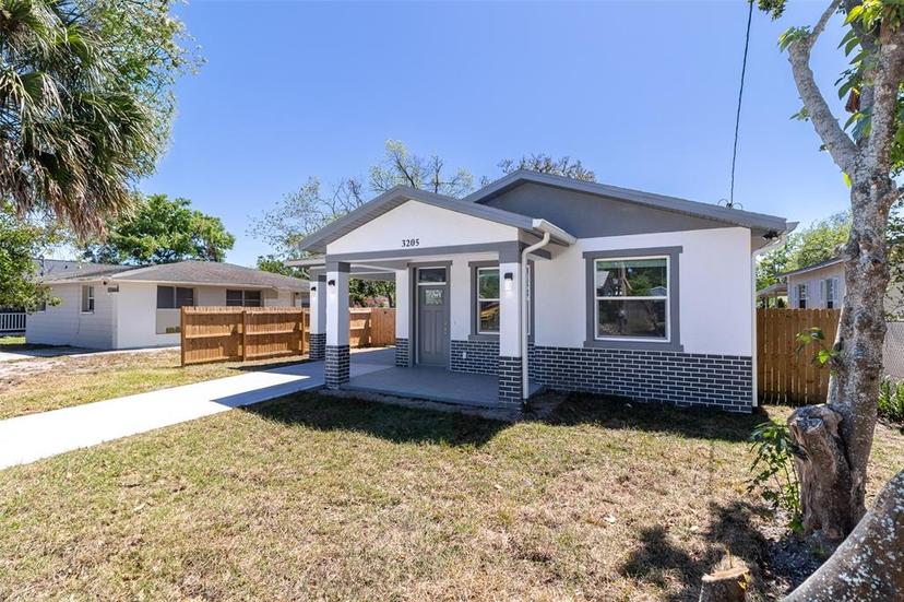 Picture of 3205 E North Bay Street, Tampa FL 33610