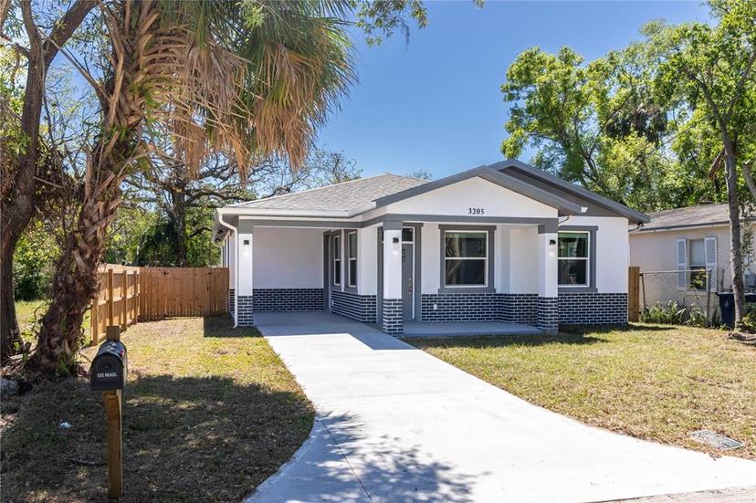 Picture of 3205 E North Bay Street, Tampa FL 33610
