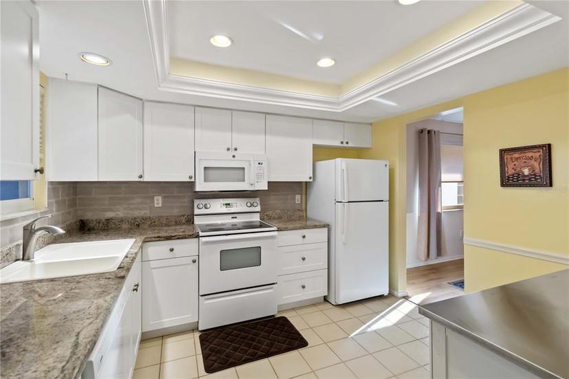 Picture of 3917 Ashwood Lane Unit 57, Sarasota FL 34232