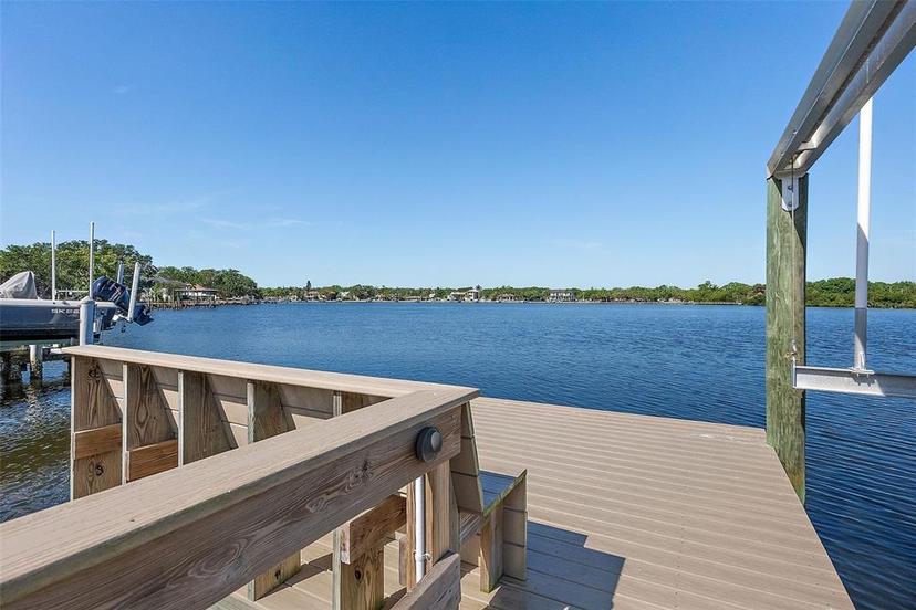 Picture of 1344 Monterey Boulevard Ne, St Petersburg FL 33704
