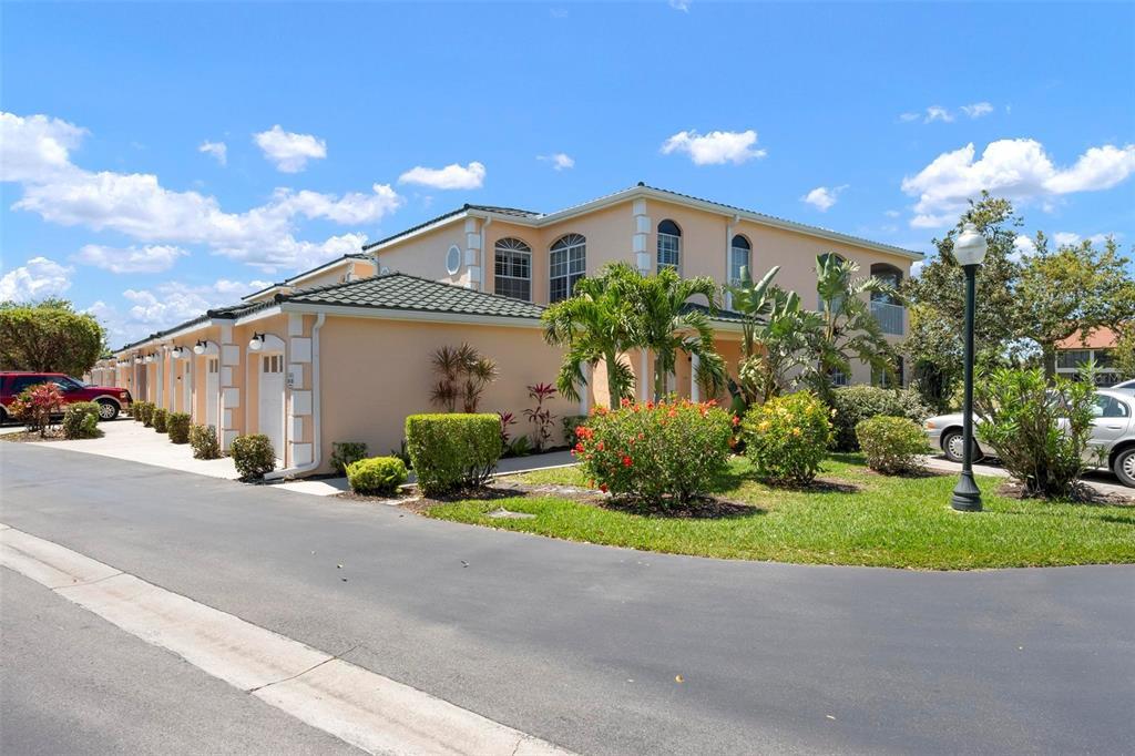 Picture of 1007 Gondola Park Drive Unit 1007, Venice, FL 34292