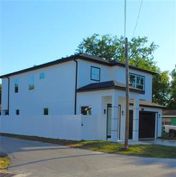 Picture of 2211 E 28Th Avenue, Tampa, FL 33605