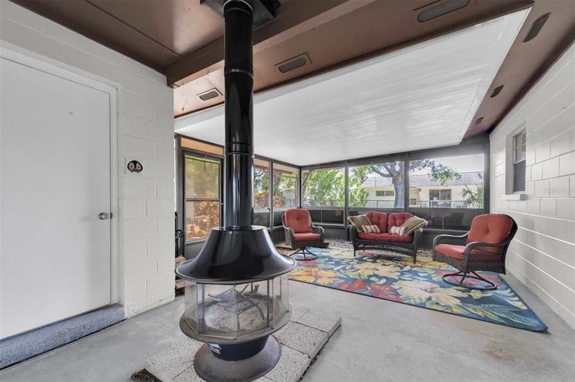 Picture of 4812 Wynwood Drive, Tampa FL 33615