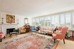 Picture of 2401 S Ardson Place Unit 503, Tampa, FL 33629