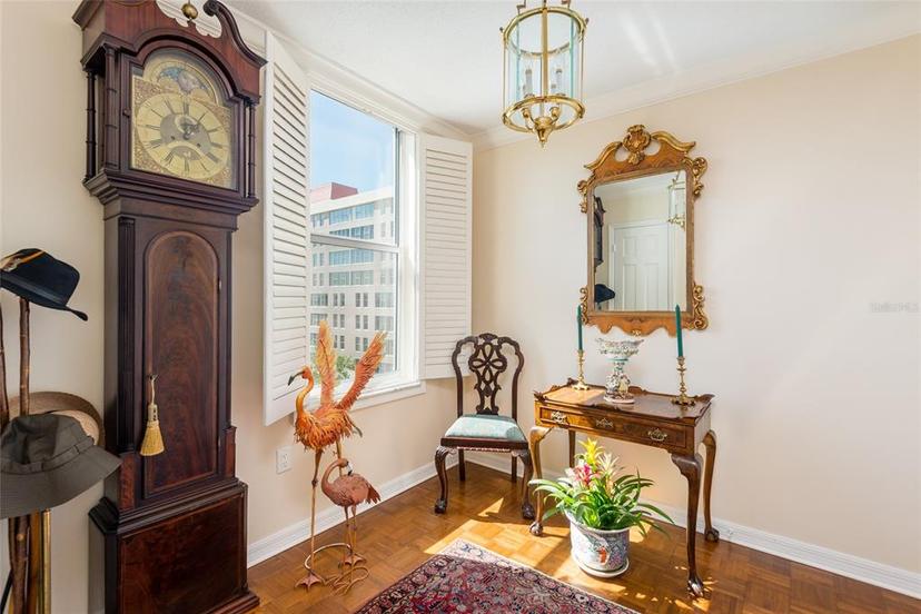 Picture of 2401 S Ardson Place Unit 503, Tampa FL 33629