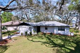 Picture of 2004 Nobleton Avenue, Spring Hill, FL 34608