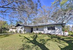 Picture of 2004 Nobleton Avenue, Spring Hill, FL 34608