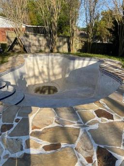 Picture of 1937 Suzanne Lane, Lakeland, FL 33813