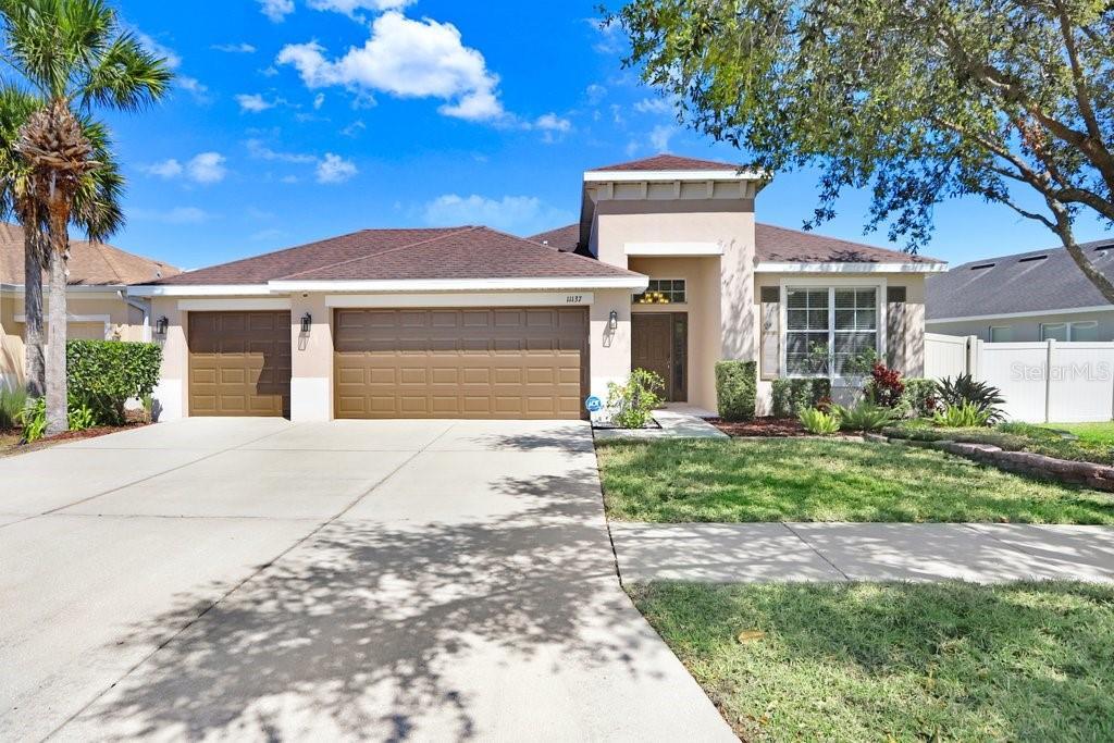 Picture of 11137 Wembley Landing Drive, Lithia, FL 33547