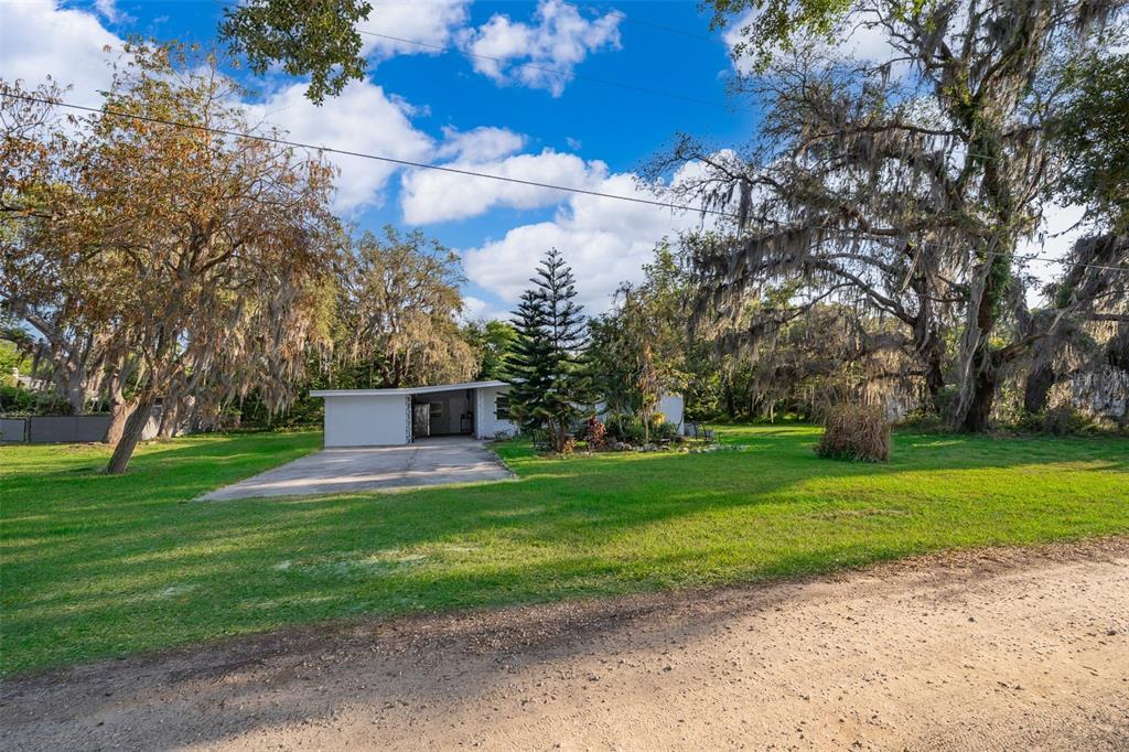 Picture of 321 E Gulley Avenue, Oakland, FL 34760